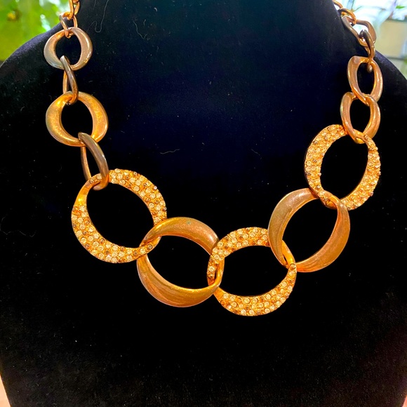 RHINESTONE LINK NECKLACE - Picture 6 of 6